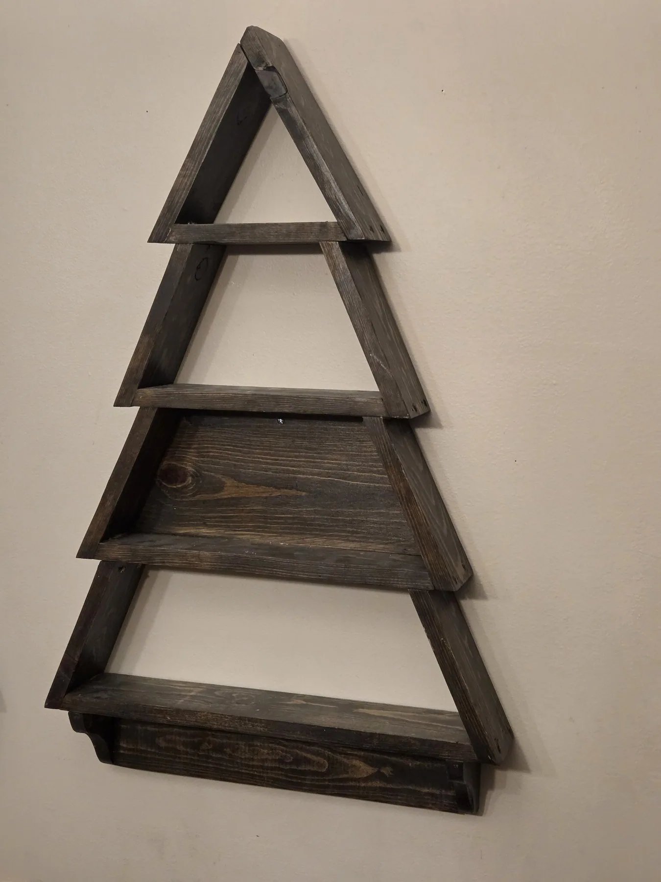 Crafts: Christmas Decor example 3