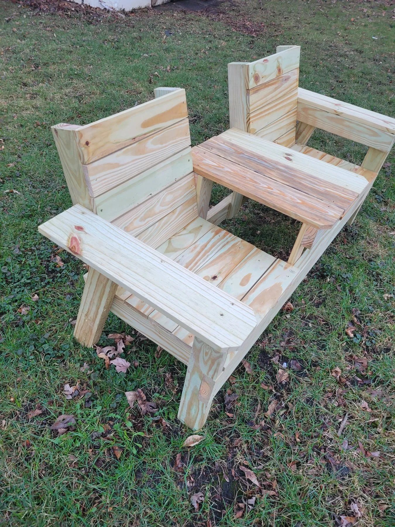 Outdoor Furniture: Dual Seat Bench with table example 2